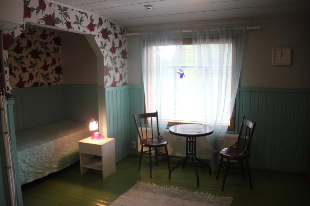 Hotel Majatalo Veikeae Vuohi à Lieksa Extérieur photo